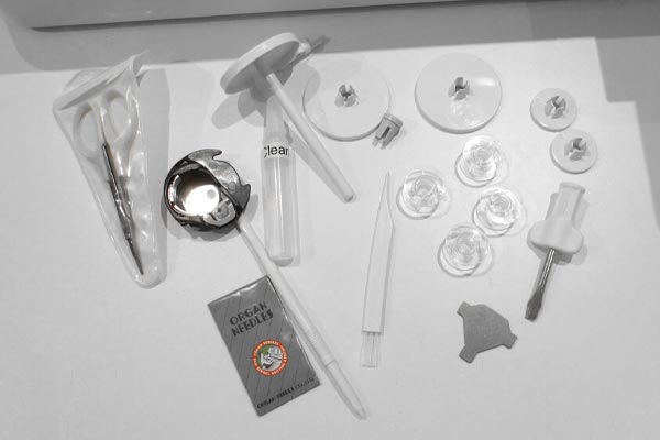 Accessoires de la machine à broder Janome MC500E