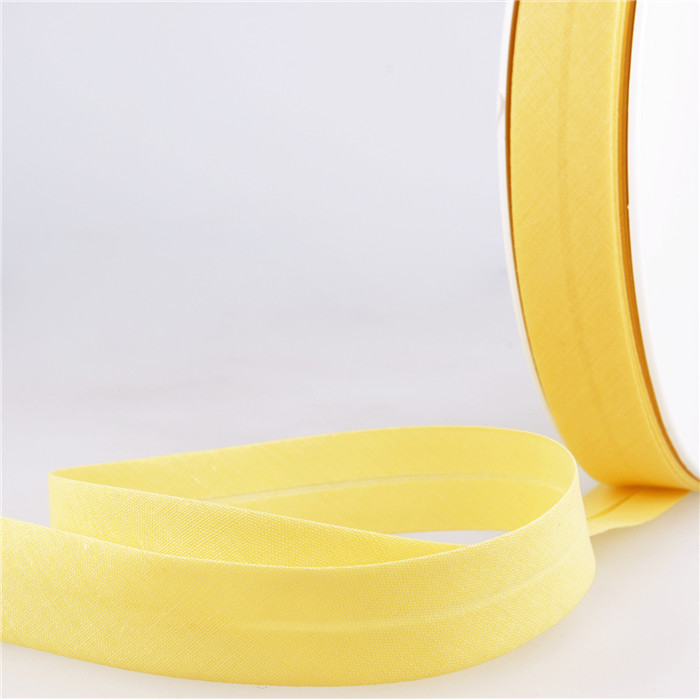 Biais étroit 20mm jaune paille au mètre Biais étroit 20mm jaune paille au mètre
