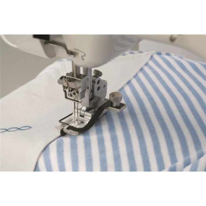 Pied avec guide au milieu Pied avec guide au milieu