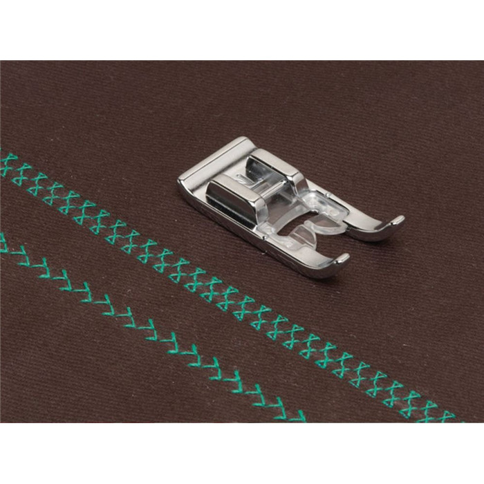 Pied satin, application monogrammes 7mm Pied satin, application monogrammes 7mm